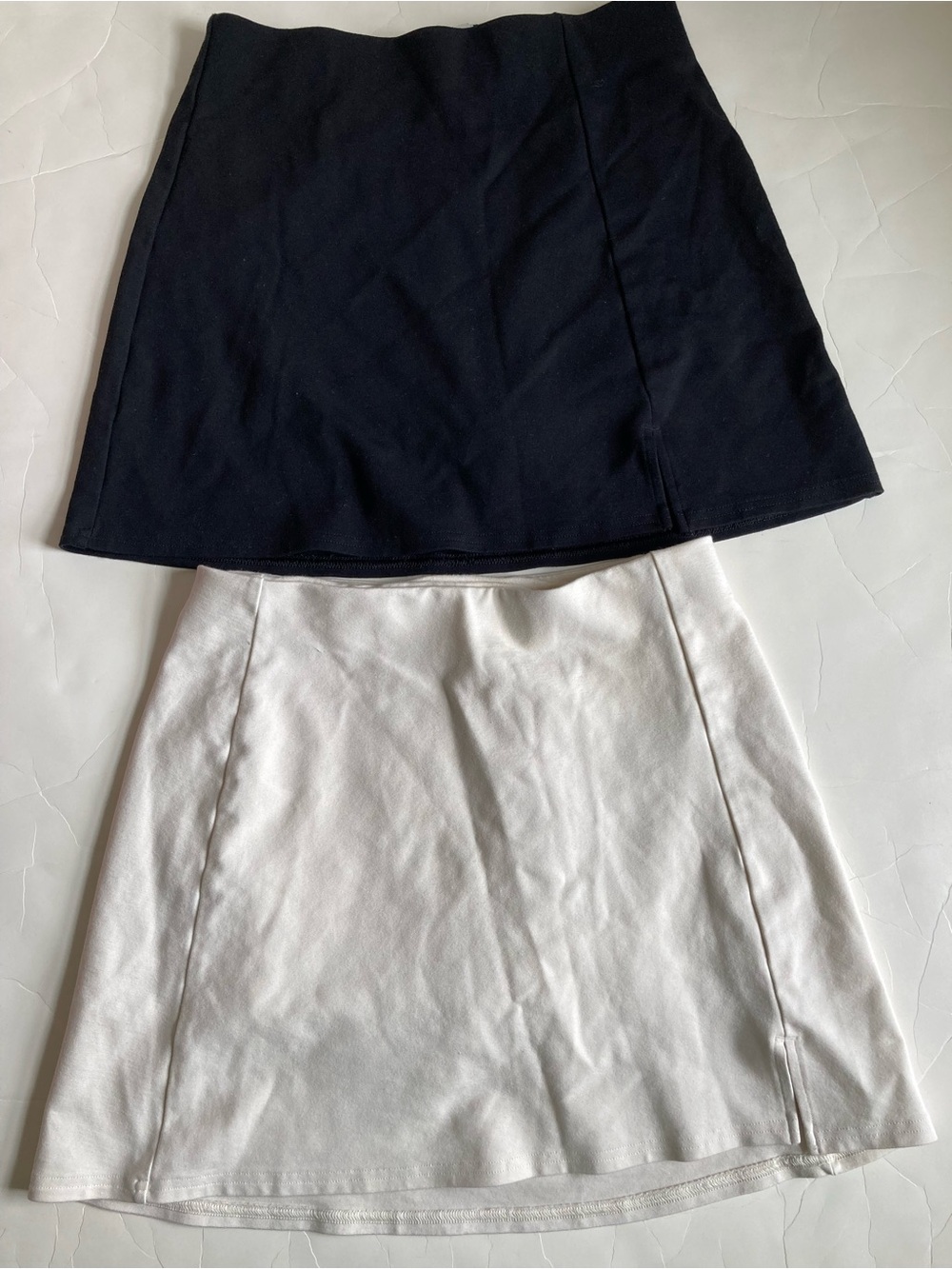 American Eagle It knit skort XS lot bundle of 2 black cream